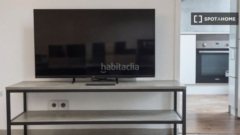 Foto e8c827df-c98d-4632-8dea-08badd329649. Alquiler piso apartamento de 2 dormitorios en alquiler en Aeropuerto, en Madrid