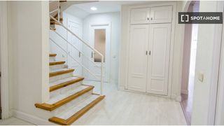Affitto Appartamento in Peñagrande. Piso de 10 habitaciones en alquiler en peñagrande, madrid