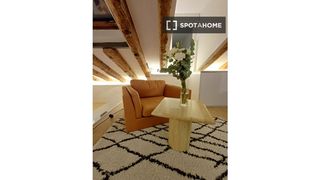 Location Appartement à Trafalgar. Estudio en alquiler en almagro, madrid.