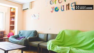 Lloguer Pis a Almenara-Ventilla. Apartamento de 4 dormitorios en alquiler en tetuán, madrid