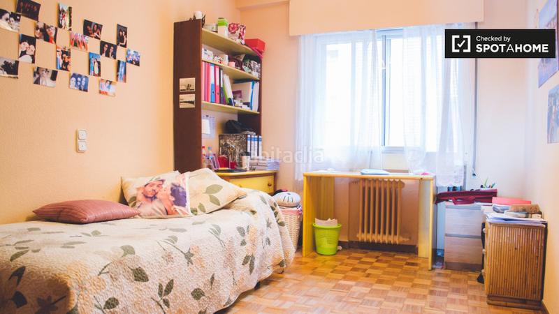 Foto a3a0a3fe-abf1-49fc-acdc-cff8df9e479b. Alquiler piso apartamento de 4 dormitorios en alquiler en tetuán, en Madrid