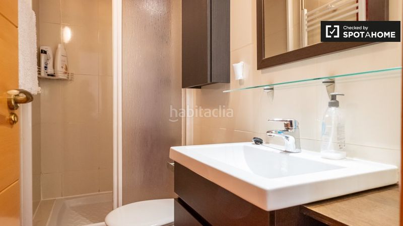 Foto 5dc9b3e7-3868-4d7b-82e9-c3e58743c66d. Rent flat with heating in Valdeacederas Madrid