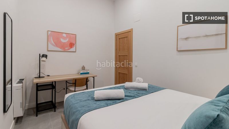Foto 372ff7b4-fb97-4257-8180-fd8946e9255d. Alquiler piso apartamento de 3 dormitorios en alquiler en embajadores, en Madrid
