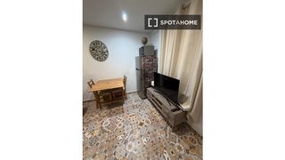 Miete Etagenwohnung in Embajadores-Lavapiés. Apartamento de un dormitorio para dos personas, madrid.