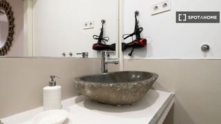 Flat in Embajadores-Lavapiés