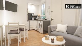 Affitto Appartamento in Almagro. Piso de 1 dormitorio en alquiler en almagro, madrid.