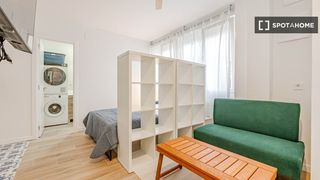 Affitto Appartamento in Pinar del Rey. Estudio en alquiler en pinar del rey, madrid