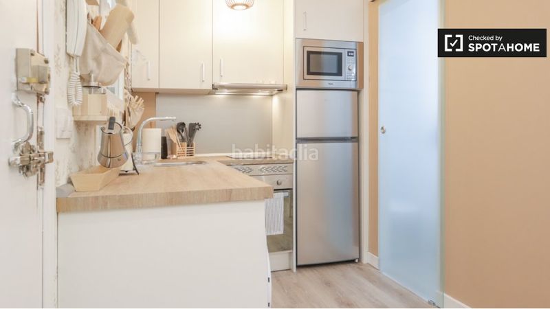 Foto 1203ae44-f60d-4d40-b6c8-c5f7959784e3. Rent flat with heating in Almagro Madrid