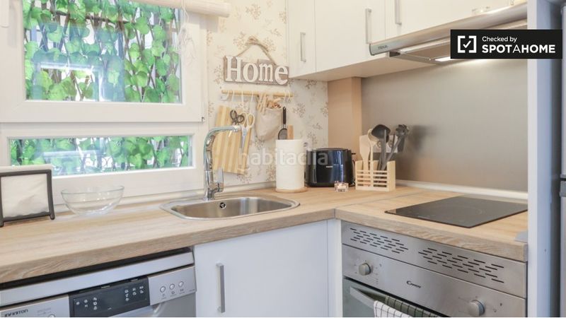 Foto 5b6a9e7a-a006-49a8-9c02-4b78a882c064. Rent flat with heating in Almagro Madrid