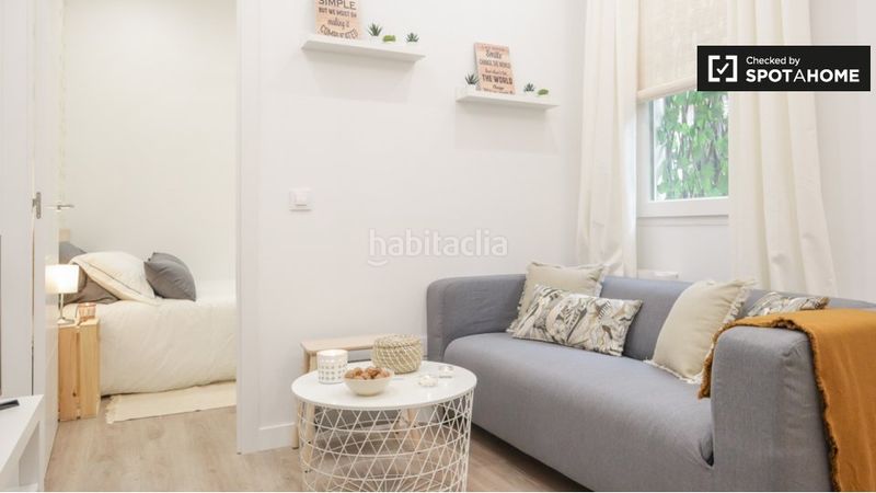 Foto 7f7dd201-2a82-4c61-acd6-6e191d5fe07a. Rent flat with heating in Almagro Madrid