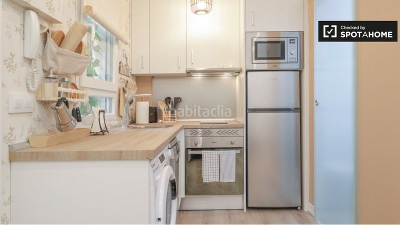 Foto c2d1eeea-4fea-4120-b443-c9b5ad9839f8. Rent flat with heating in Almagro Madrid