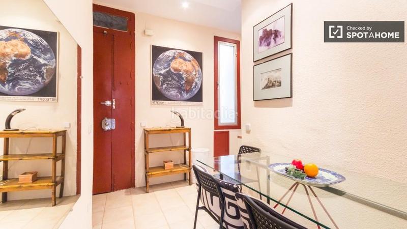 Foto 7cef5d47-7feb-4b3b-88c0-6ce9cd22027f. Alquiler piso apartamento de 1 dormitorio con aire acondicionado y balcón, en malasaña, en Madrid