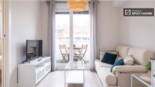 Alquiler Piso en Valdeacederas. Apartamento de 1 dormitorio en alquiler en valdeacederas, madrid