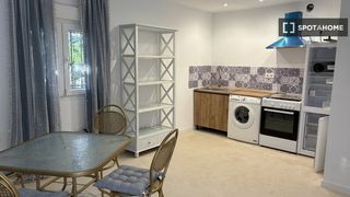 Rent Flat in Mojadillas-Parque de las Infantas-El Paraiso. Piso de 2 habitaciones en alquiler en madrid