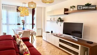 Location Appartement à San Fermín. Piso de 3 habitaciones en alquiler en san fermín, madrid.