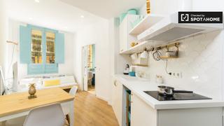 Lloguer Pis a Chopera. Elegante apartamento de 1 dormitorio en alquiler en legazpi, mad