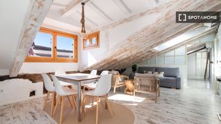 Miete Etagenwohnung in Embajadores-Lavapiés. Piso en alquiler de 1 dormitorio en sol, madrid.