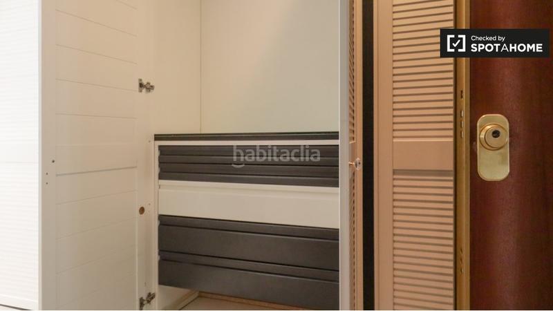 Foto e30f130a-47d2-4f40-9ceb-d83c7f1e8e2e. Alquiler piso estudio en alquiler en callao, en Universidad-Malasaña Madrid