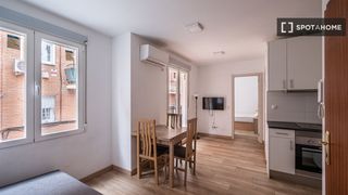 Affitto Appartamento in Villaverde Alto. Se alquila piso de 2 habitaciones en san andrés, madrid.