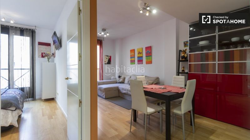 Foto 05c8dd94-c65f-46ff-a20f-fa60bc7d5894. Rent flat with heating in Embajadores-Lavapiés Madrid
