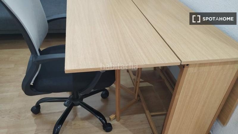 Foto bb042010-bc64-4585-8246-0cd4cdb78126. Alquiler piso estudio en alquiler en numancia, en Madrid