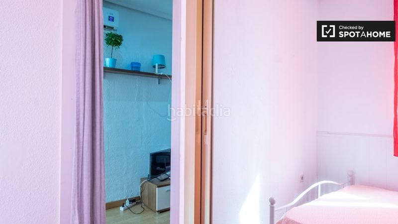 Foto 4097619f-1db7-4997-aa09-a438569444ea. Rent flat with heating in Numancia Madrid
