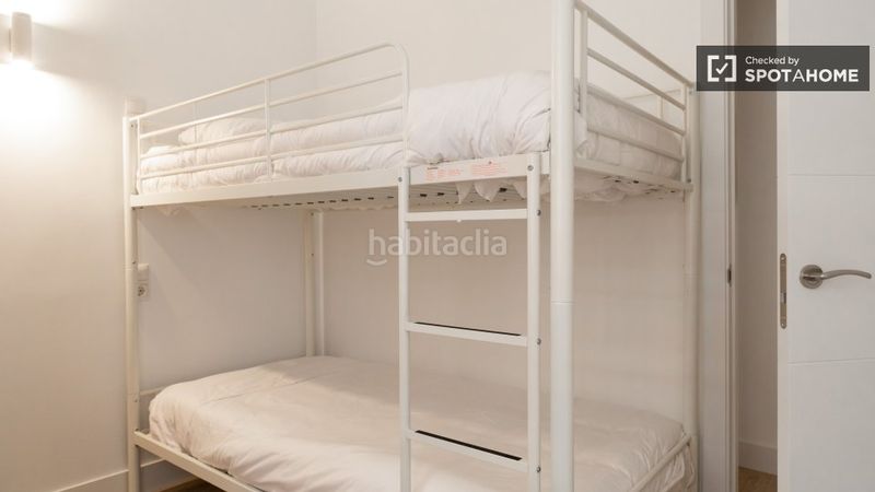 Foto bec6c6bb-2c4b-4def-8daa-f9e5d75c18e7. Rent flat with heating in Puerta del Ángel Madrid