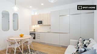 Etagenwohnung in Universidad-Malasaña