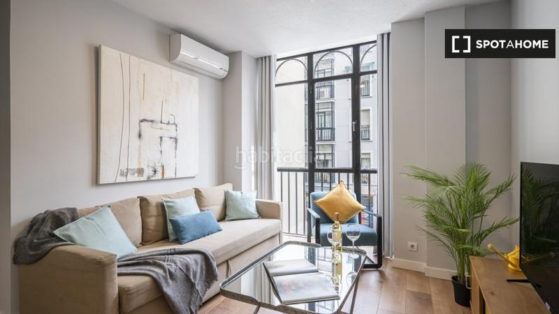 Foto 0406cf78-9379-4573-8aa1-c507847df64d. Alquiler piso apartamento de 3 dormitorios en alquiler en Palos de Moguer, en Madrid