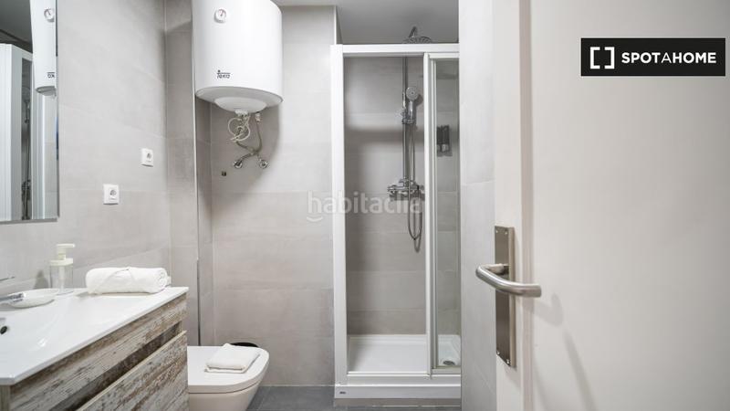 Foto f7b918a9-d5a0-4318-90dd-31ff9f60cf35. Alquiler piso apartamento de 3 dormitorios en alquiler en Palos de Moguer, en Madrid