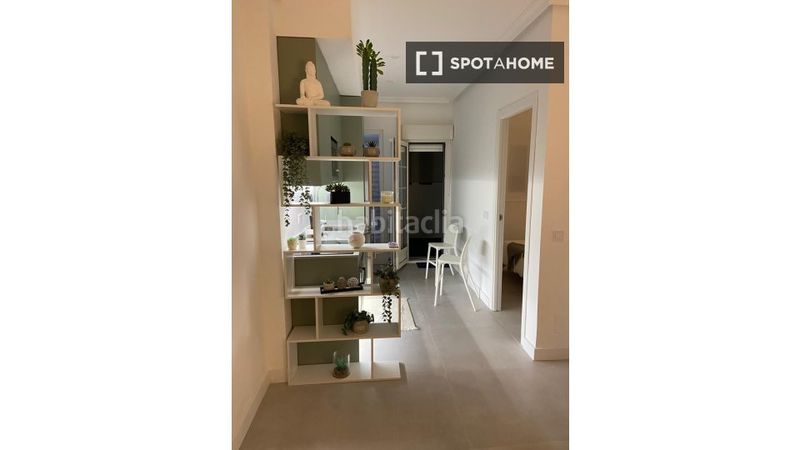 Foto 467b8299-ae23-40e3-9a0e-45640406bdad. Alquiler piso  de 2 habitaciones en alquiler en pradolongo, en Madrid