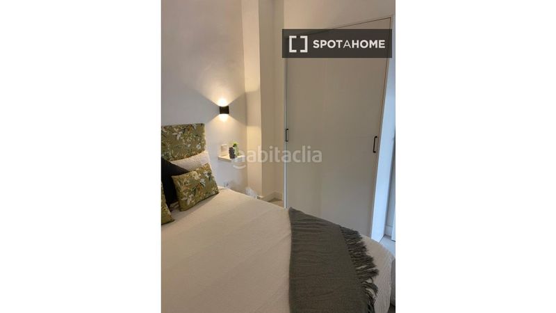 Foto 945d8b5d-6730-4c8c-b0e2-ccbe5f7acf59. Alquiler piso  de 2 habitaciones en alquiler en pradolongo, en Madrid
