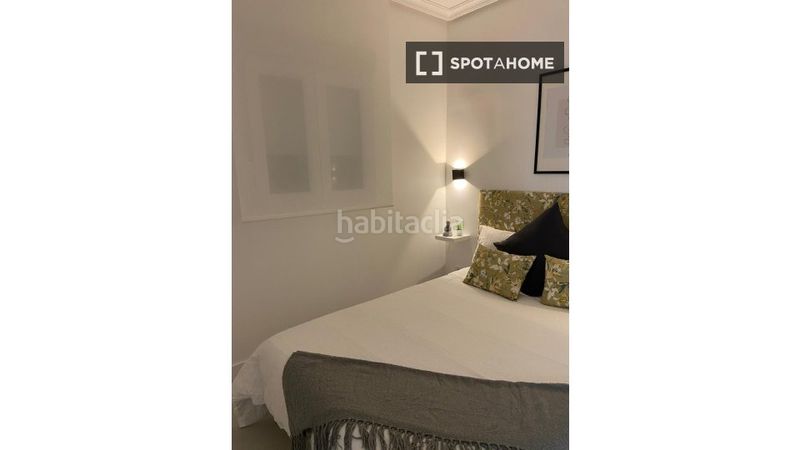 Foto b85ec132-d87e-410e-8ae4-e6f80c9f76d5. Alquiler piso  de 2 habitaciones en alquiler en pradolongo, en Madrid