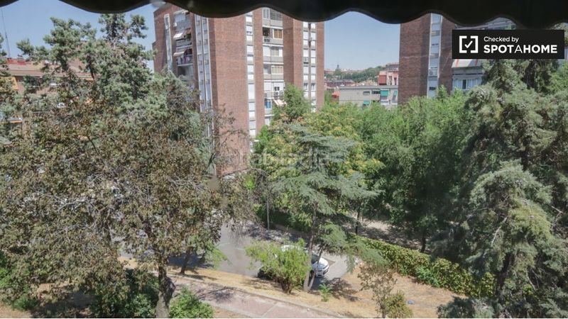 Foto e67c63bb-69df-431a-931a-b85b3e2a982a. Rent flat with heating in Puerta del Ángel Madrid