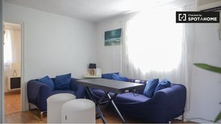 Rent Flat in Puerta del Ángel. Piso de 2 habitaciones en alquiler en puerta del ángel.