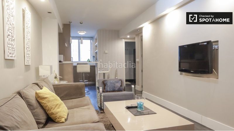 Foto 4629f453-f3be-41bf-9e48-8e76e40484bc. Rent flat with heating in Berruguete Madrid