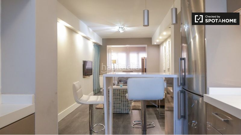 Foto 6c311a8e-11a3-4004-9436-32567f7ccc3c. Rent flat with heating in Berruguete Madrid