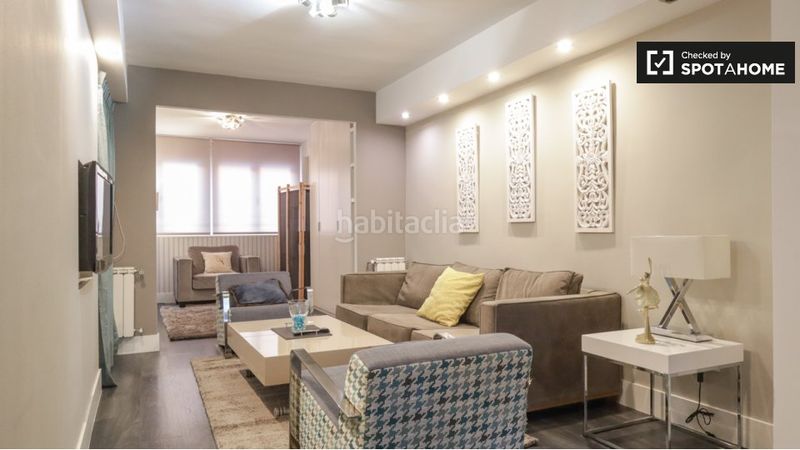Foto 72528d38-c19e-4304-b7af-fc15f1455f54. Rent flat with heating in Berruguete Madrid