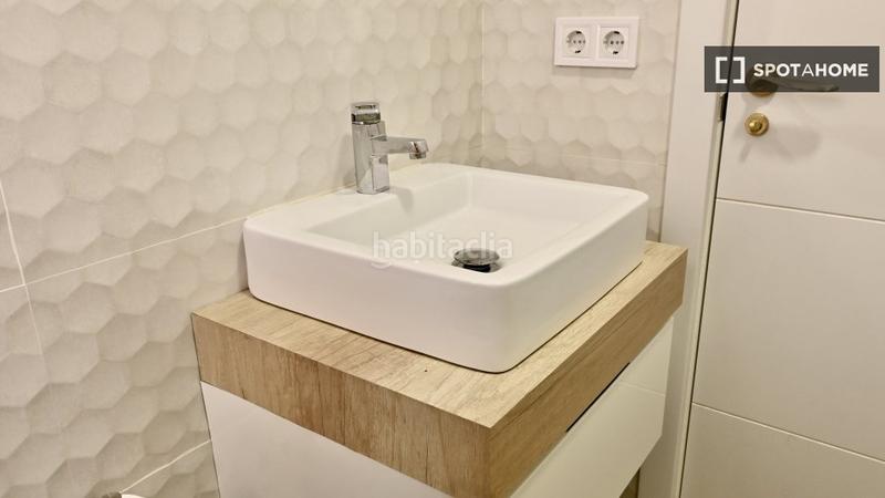 Foto 68ca85c0-f5ae-4b5a-99c5-20af3f9a8981. Rent flat with heating in Imperial Madrid