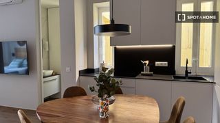 Location Appartement à Embajadores-Lavapiés. Piso entero de 2 dormitorios en madrid.