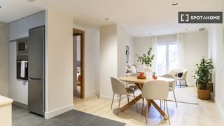 Affitto Appartamento in Nueva España. Apartamento de 2 dormitorios en alquiler en chamartín, madrid