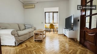 Lloguer Pis a Moscardó. Piso de 3 habitaciones en alquiler en moscardó, madrid