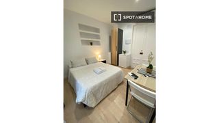Rent Flat in Gaztambide. Estudio en alquiler en universidad, madrid