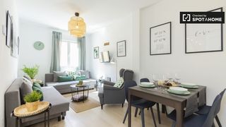 Location Appartement à San Isidro. Elegante apartamento de 3 dormitorios en alquiler en carabanchel