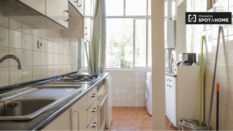 Foto 46af1a43-b7f5-446e-8281-6c9babc0d2fd. Rent flat with heating in El Viso Madrid
