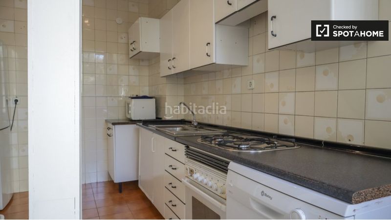Foto e3317a53-4427-47fb-95b4-983cbcd2ccb0. Rent flat with heating in El Viso Madrid