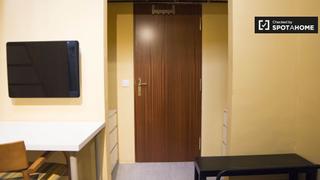 Etagenwohnung in Guindalera