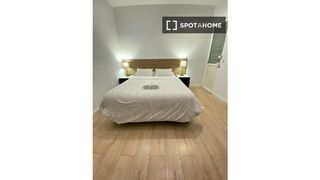 Rent Flat in Universidad-Malasaña. Estudio en alquiler en palacio, madrid
