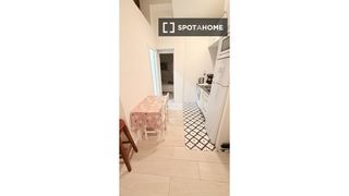 Rent Flat in Embajadores-Lavapiés. Apartamento de 1 dormitorio en alquiler en embajadores, madrid