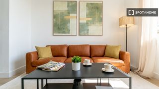 Miete Etagenwohnung in Ríos Rosas-Nuevos Ministerios. Apartamento de 3 dormitorios en alquiler en cuatro caminos, madr